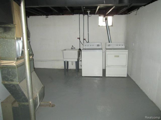 13072 Orchard Street, Southgate, MI 48195
