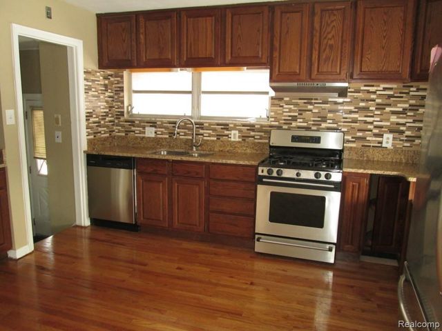 13072 Orchard Street, Southgate, MI 48195