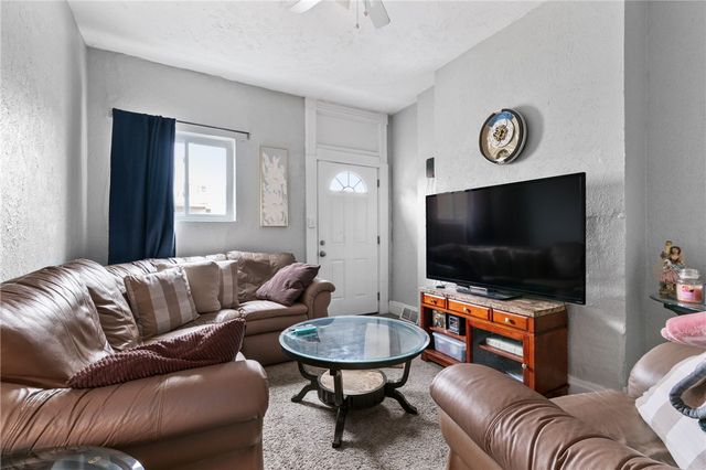 218-222 Joliet Way, Bloomfield, PA 15224