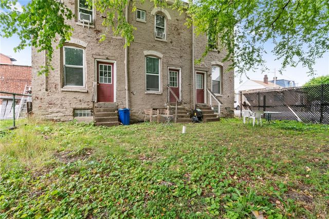 218-222 Joliet Way, Bloomfield, PA 15224