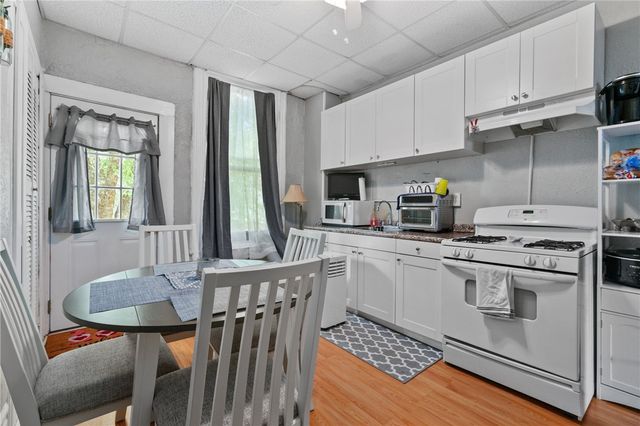 218-222 Joliet Way, Bloomfield, PA 15224
