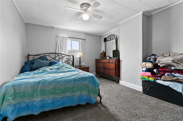 218-222 Joliet Way, Bloomfield, PA 15224
