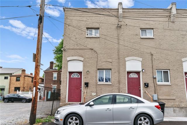 218-222 Joliet Way, Bloomfield, PA 15224