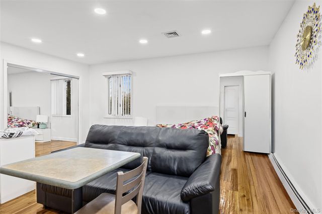 902 Linden Avenue, Westbury, NY 11590