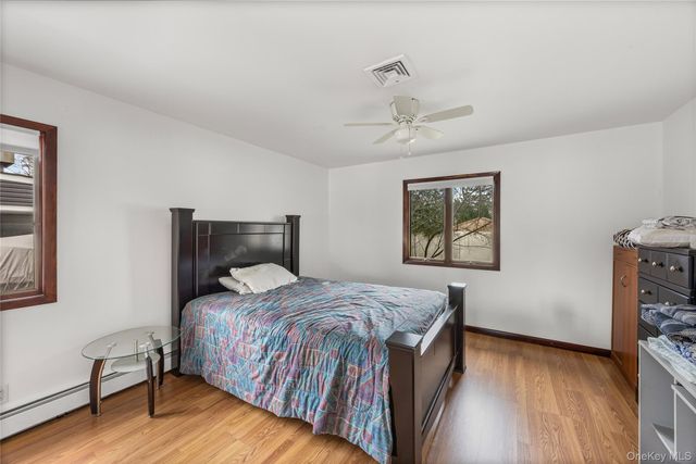 902 Linden Avenue, Westbury, NY 11590