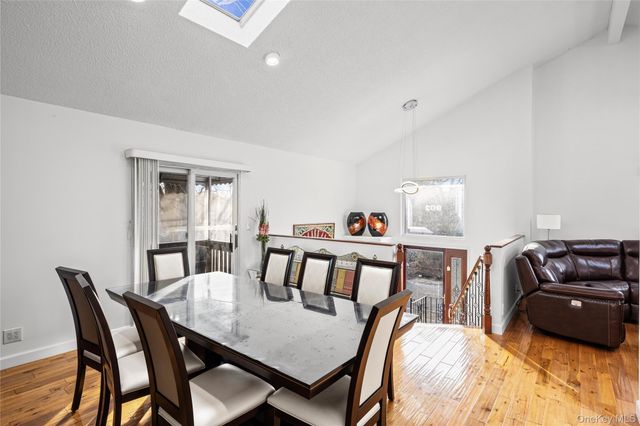 902 Linden Avenue, Westbury, NY 11590