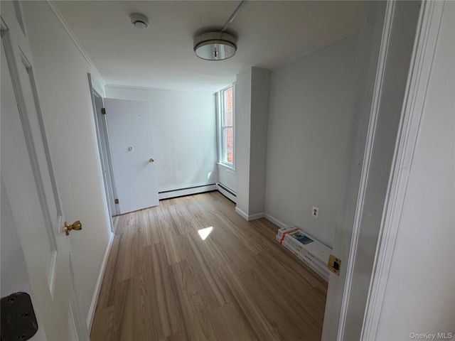 29 Delano Street 1, Poughkeepsie, NY 12601