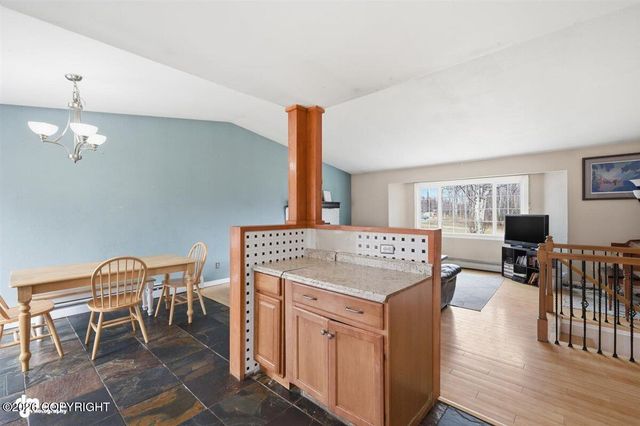 951 N Bunker Hill Street, Wasilla, AK 99654