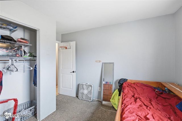 951 N Bunker Hill Street, Wasilla, AK 99654