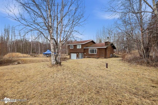 951 N Bunker Hill Street, Wasilla, AK 99654