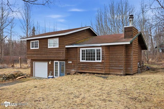 951 N Bunker Hill Street, Wasilla, AK 99654