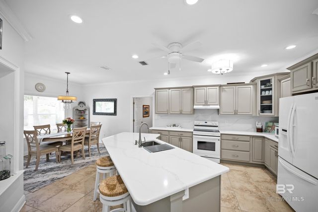 5217 Green Tree Road, Orange Beach, AL 36561