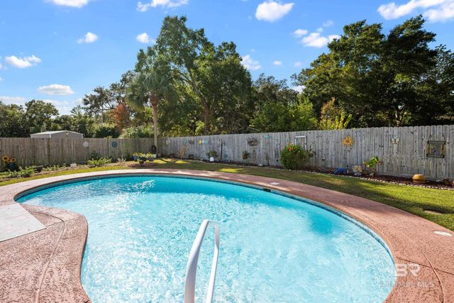 5217 Green Tree Road, Orange Beach, AL 36561