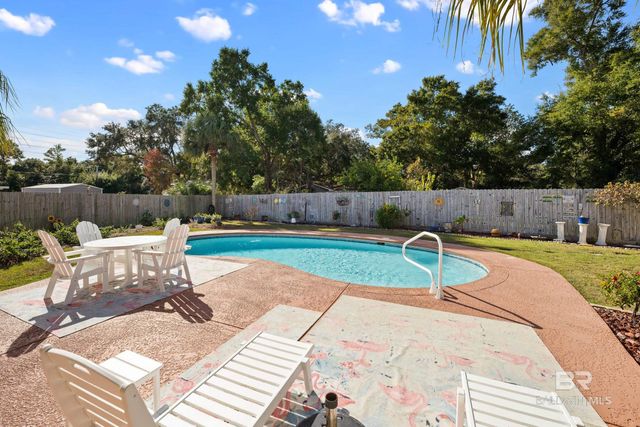 5217 Green Tree Road, Orange Beach, AL 36561