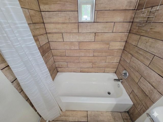 8130 Panay Drive, Houston, TX 77033