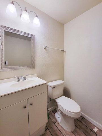 8130 Panay Drive, Houston, TX 77033