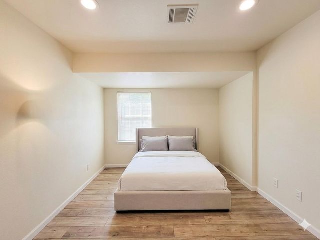 8130 Panay Drive, Houston, TX 77033