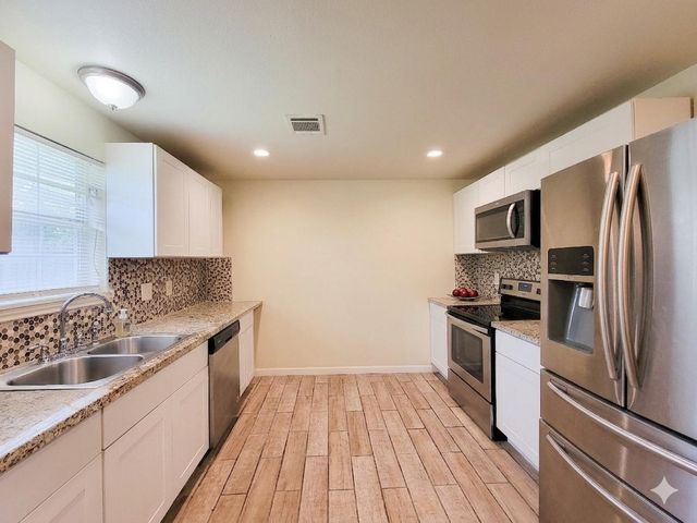 8130 Panay Drive, Houston, TX 77033