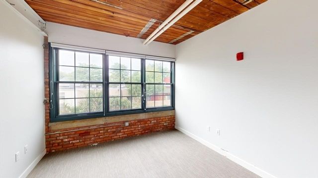 15 Richdale 219, Cambridge, MA 02140