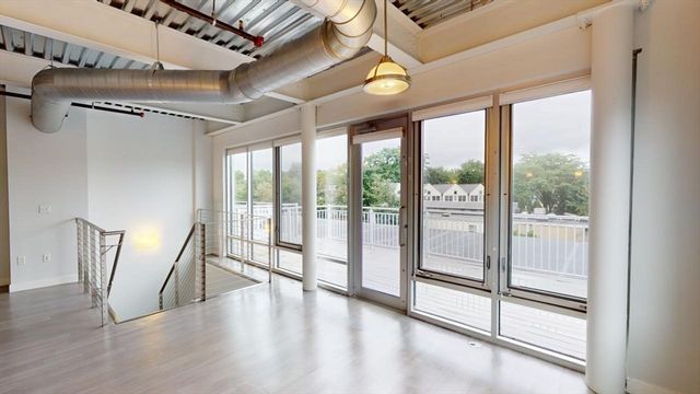 15 Richdale 219, Cambridge, MA 02140