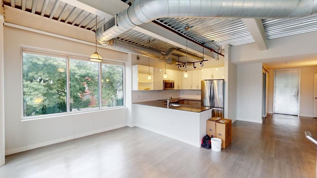 15 Richdale 219, Cambridge, MA 02140