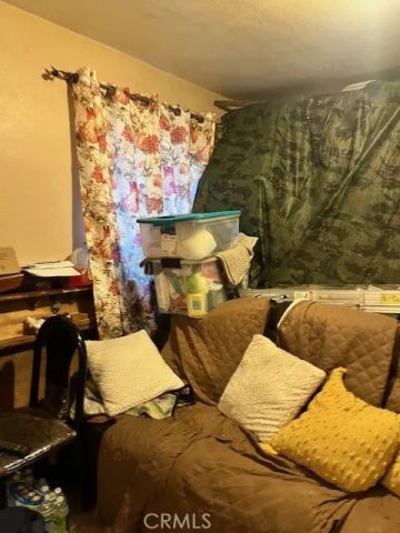 1418 W 70th Street, Los Angeles, CA 90047