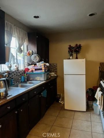 1418 W 70th Street, Los Angeles, CA 90047