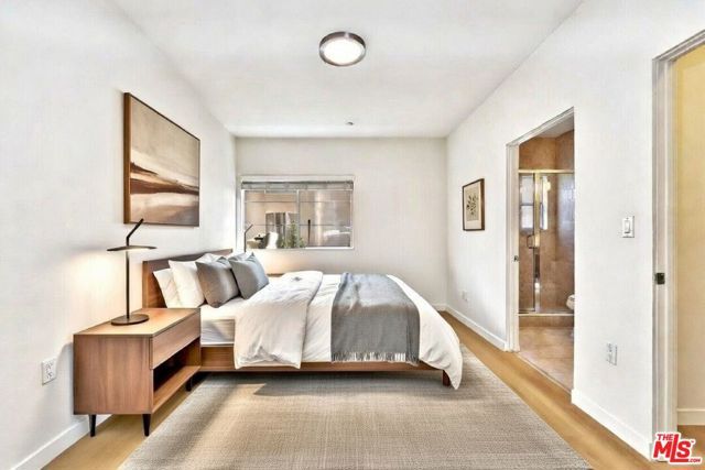 2864 Sunset Place 203, Los Angeles, CA 90005