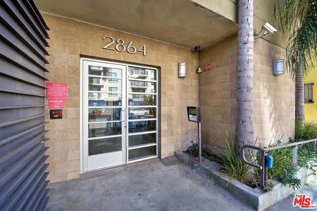 2864 Sunset Place 203, Los Angeles, CA 90005