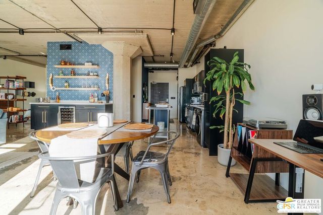 825 E 4th Street 508, Los Angeles, CA 90013