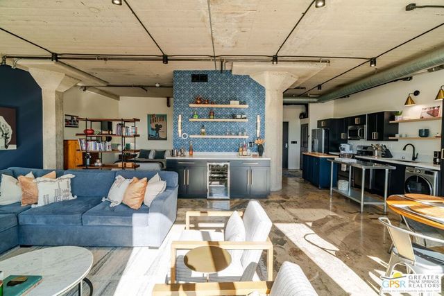 825 E 4th Street 508, Los Angeles, CA 90013