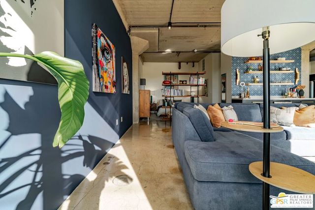 825 E 4th Street 508, Los Angeles, CA 90013