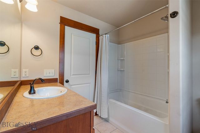 3341 N 27th 26, Bozeman, MT 59718