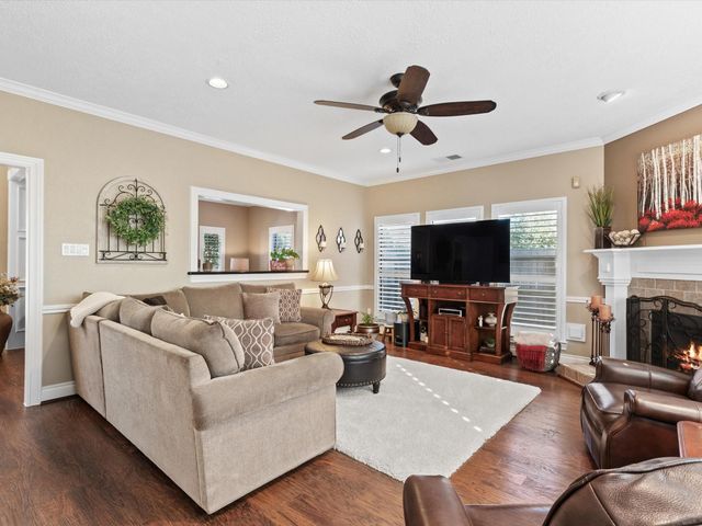 12815 Apple Forest Trail, Houston, TX 77065