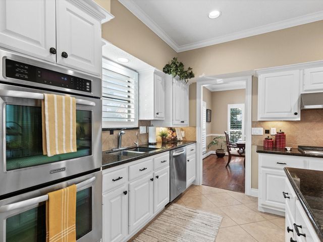 12815 Apple Forest Trail, Houston, TX 77065