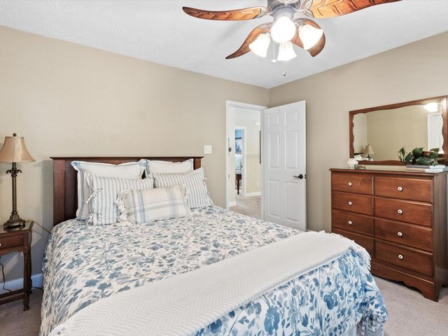 12815 Apple Forest Trail, Houston, TX 77065