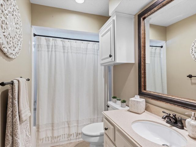 12815 Apple Forest Trail, Houston, TX 77065