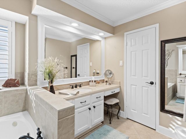 12815 Apple Forest Trail, Houston, TX 77065