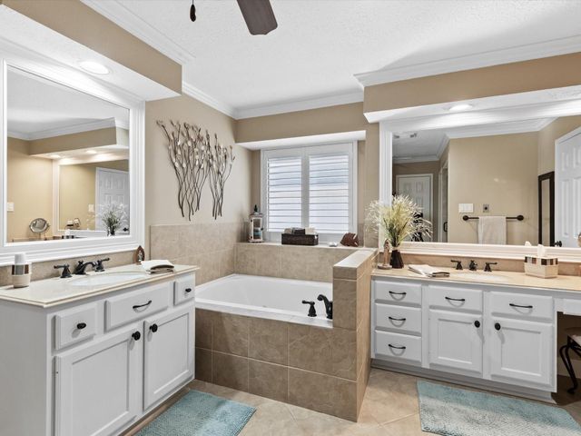 12815 Apple Forest Trail, Houston, TX 77065