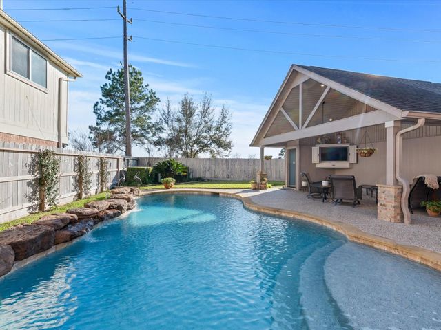 12815 Apple Forest Trail, Houston, TX 77065