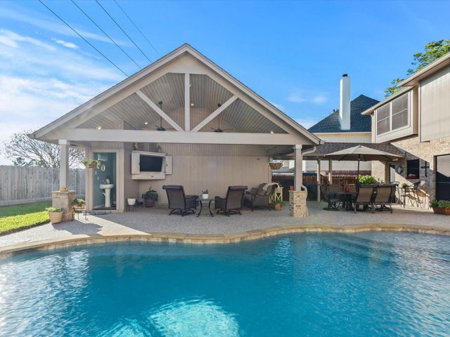 12815 Apple Forest Trail, Houston, TX 77065