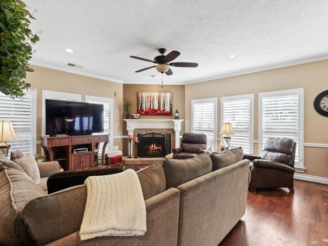 12815 Apple Forest Trail, Houston, TX 77065