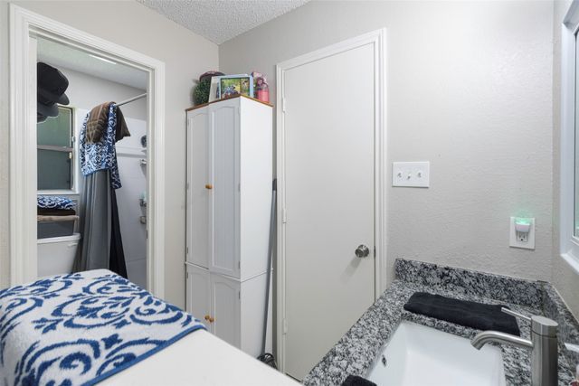 6624 S Creek Drive, Fort Worth, TX 76133