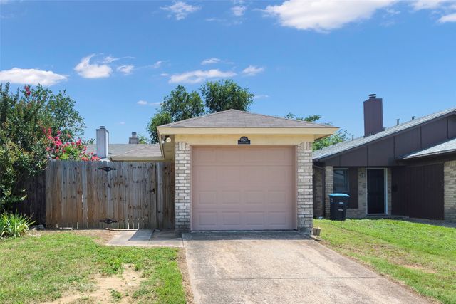 6624 S Creek Drive, Fort Worth, TX 76133