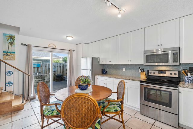 1968 NE 3rd Street 1, Deerfield Beach, FL 33441