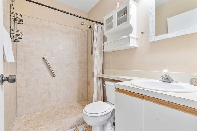 1968 NE 3rd Street 1, Deerfield Beach, FL 33441