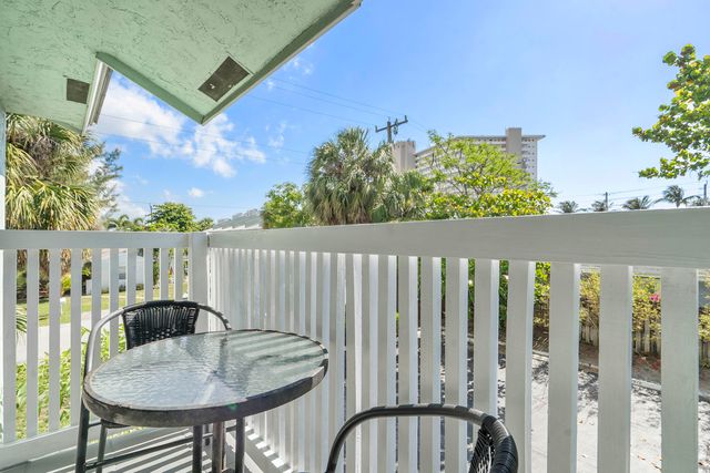 1968 NE 3rd Street 1, Deerfield Beach, FL 33441