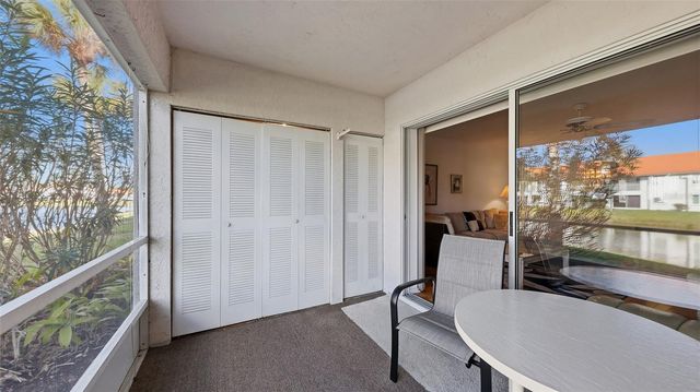 4278 MADEIRA COURT 3327, Sarasota, FL 34233