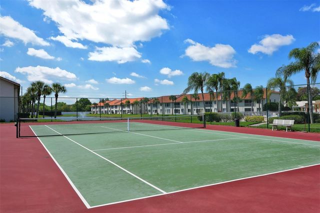 4278 MADEIRA COURT 3327, Sarasota, FL 34233