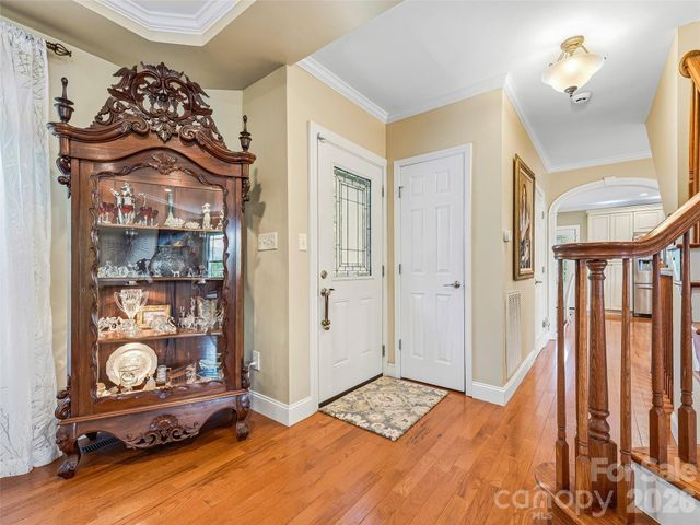15 Patton Circle, Asheville, NC 28804